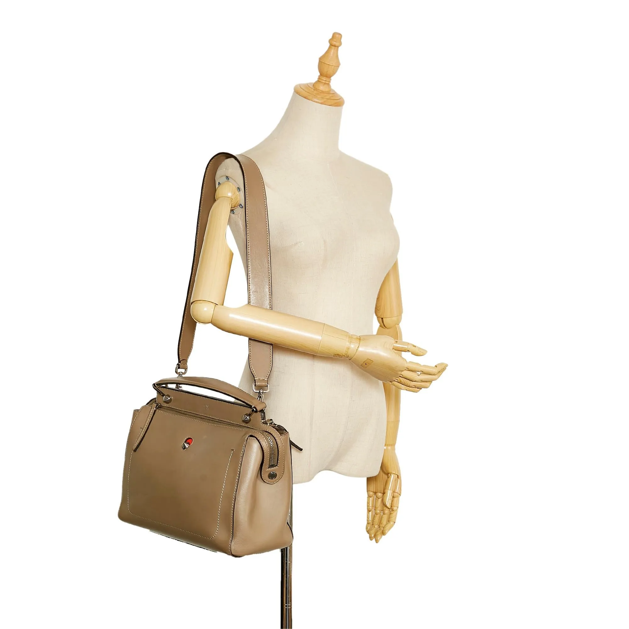 Fendi DotCom (SHG-Lqz1cN)