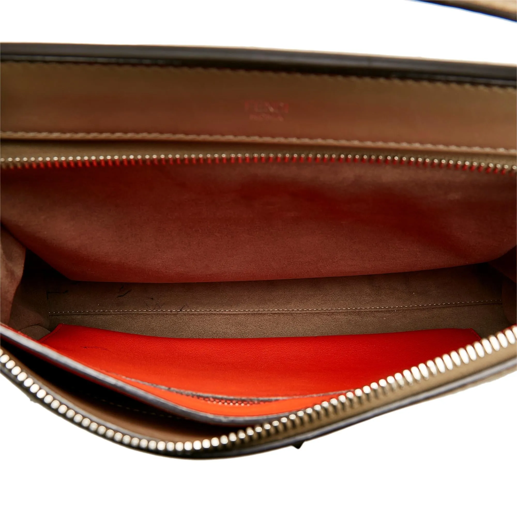 Fendi DotCom (SHG-Lqz1cN)