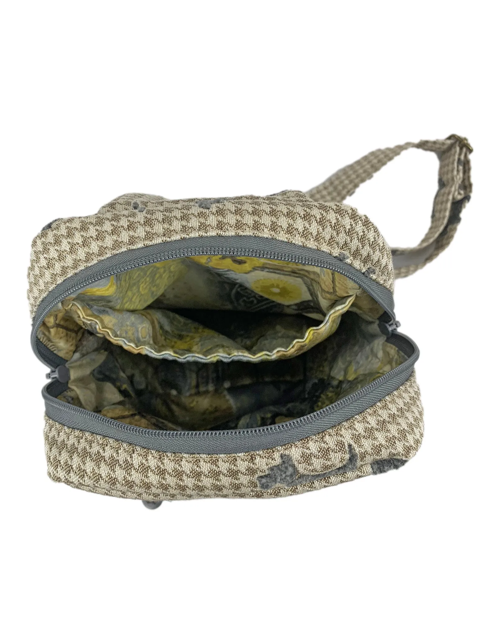 Scottsdale Shawna FreedUP Sling Bag - 1099F
